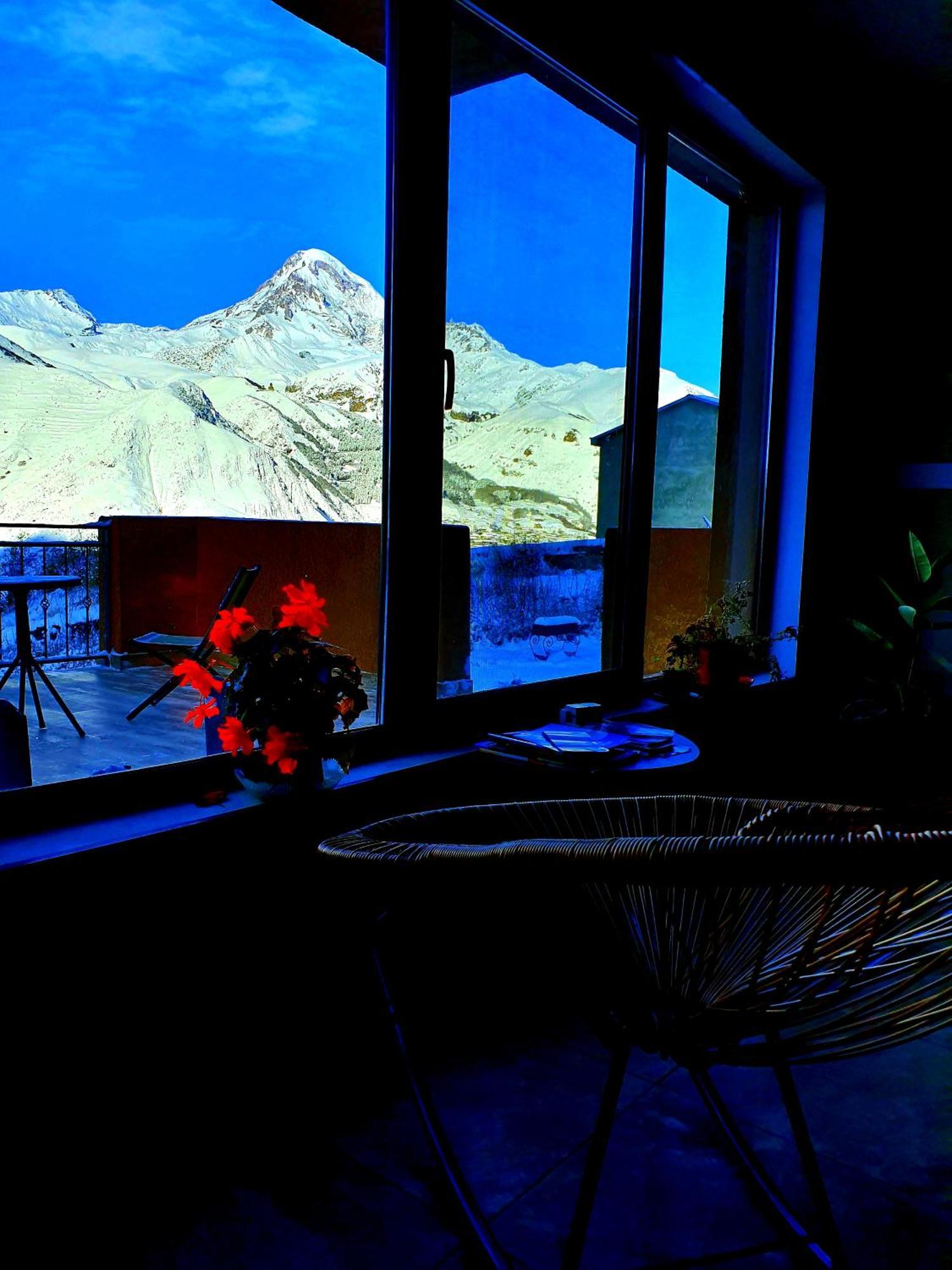 Nikolo Inn Kazbegi Exterior foto