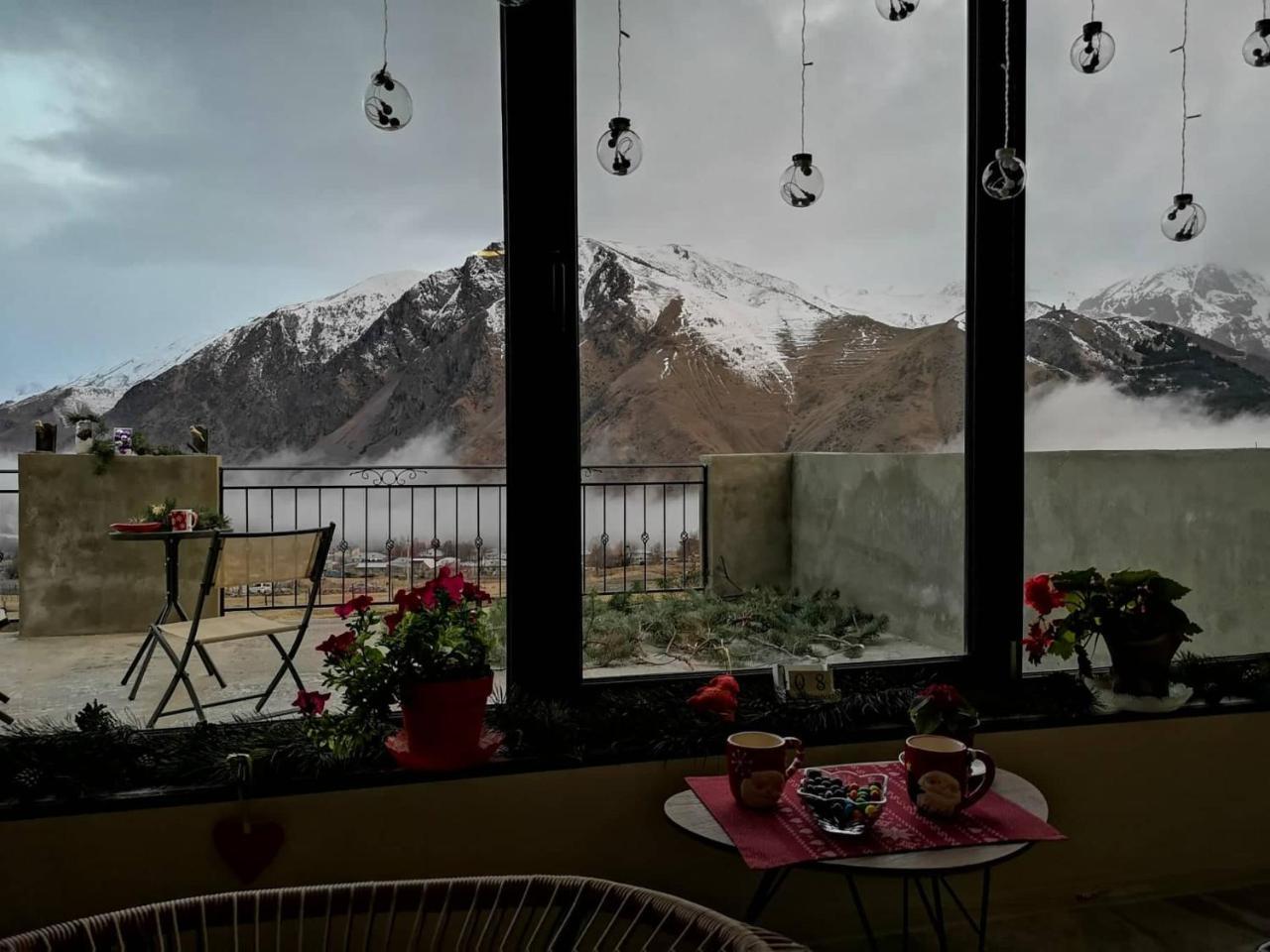 Nikolo Inn Kazbegi Exterior foto